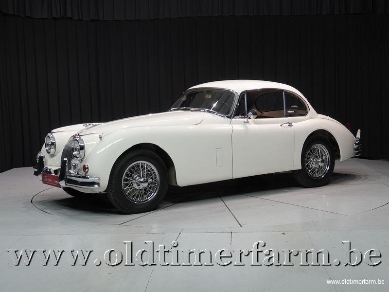 Jaguar XK150 FHC '57