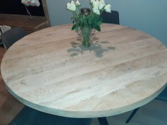 Eettafel rond 140 cm