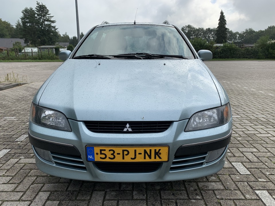 Mitsubishi space star 1.8 GDI 