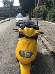 2 scooters (TGB en Stinger one)