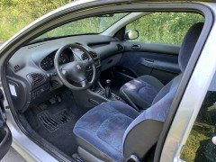 Peugeot 206 1 4 xt 117 000km
