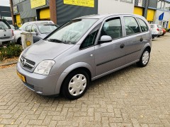 Vw golf cabrio    Autohilhorst in   verkoop Soest 06-53154478