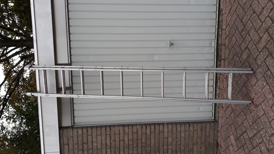 Aluminium ladder 2 x 10 treden max 4 5 m hoog
