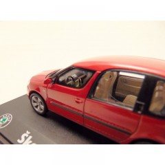 SKODA ROOMSTER 1 43 ABREX LICHTROODBRUIN