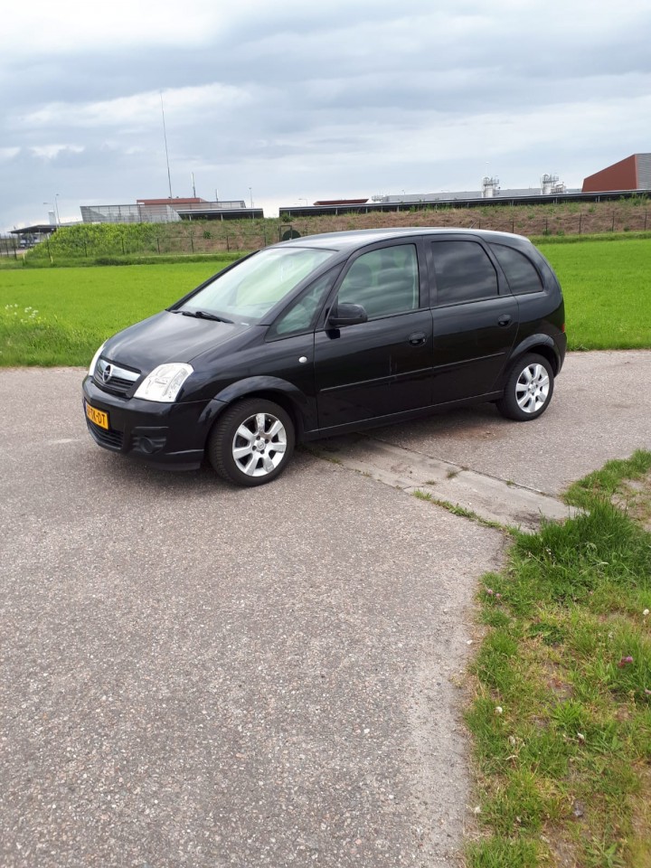Opel Meriva 1 6 16V Enjoy Bieden  