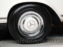 Mercedes-Benz 230SL Pagode \'63