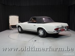 Mercedes-Benz 230SL Pagode \'63