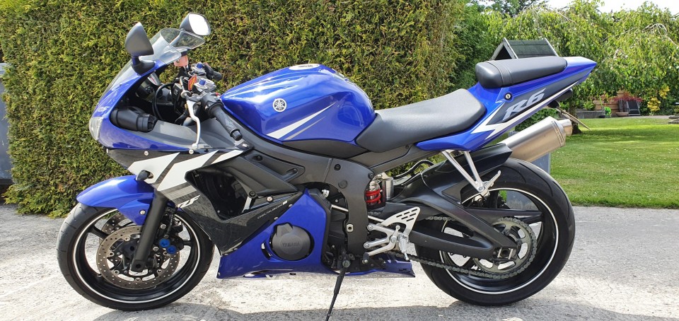 Nette Yamaha YZF R600