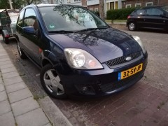 Ford fiesta 1 3 2006 goed onderhouden