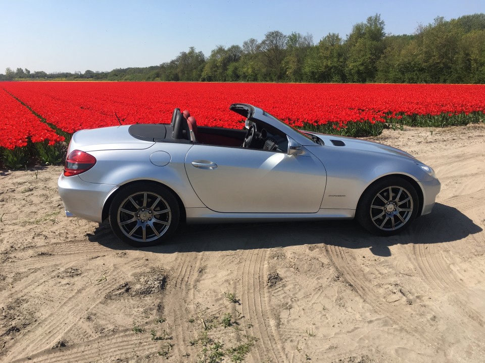 SLK 200 K  zilver grijze  Prestige Plus automaat airscarf F1 flippers