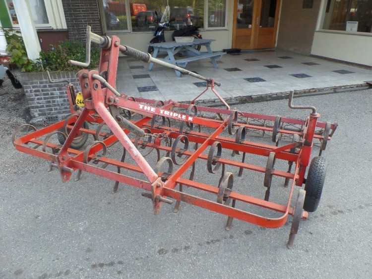 Kongskilde triltand cultivator