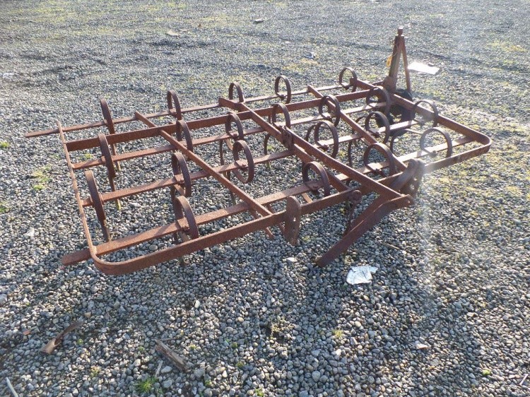 Triltand cultivator nr 562