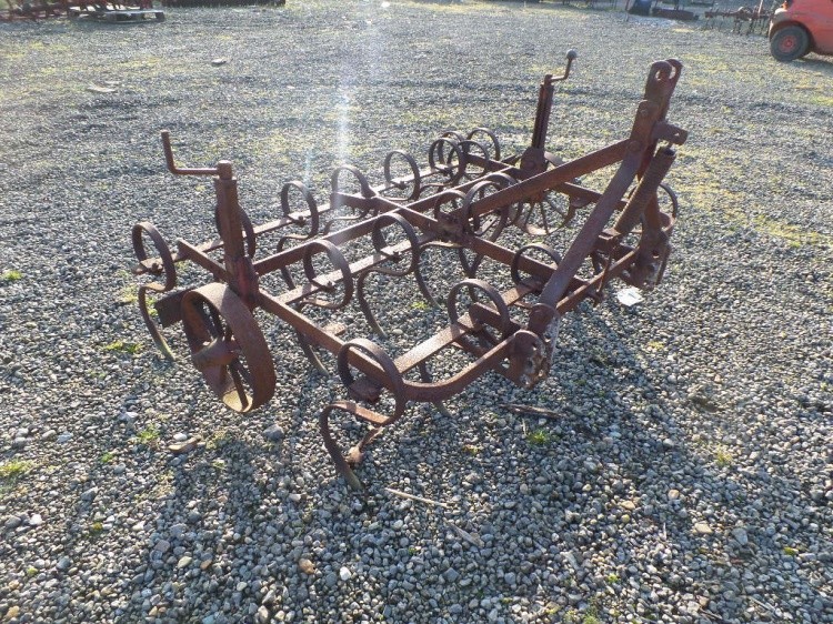 Triltand cultivator nr 733
