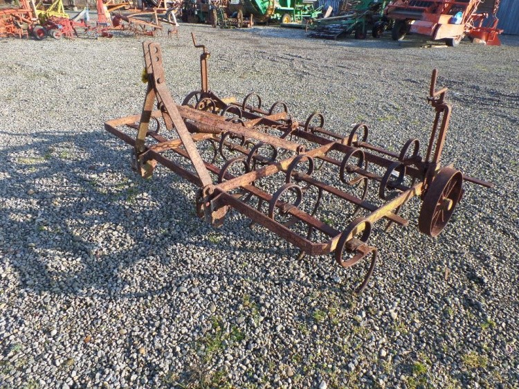 Triltand cultivator nr 734