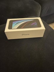 Iphone SE 2020 64gb nieuw in doos met 1 jaar fabrieksgarantie