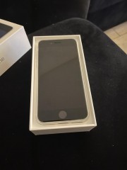 Iphone SE 2020 64gb nieuw in doos met 1 jaar fabrieksgarantie