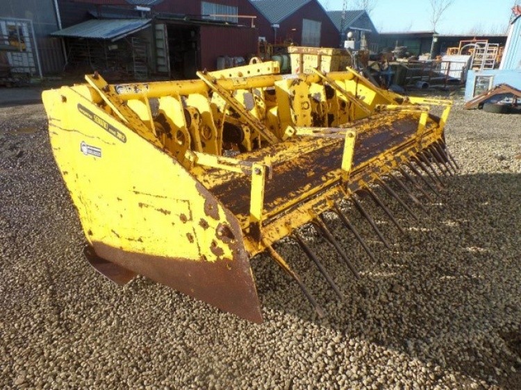Selvatici krukasspitmachine 3012E 1998