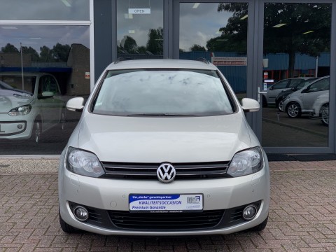 VOLKSWAGEN GOLF PLUS BENZINE KEURIGE HOOGZITTER