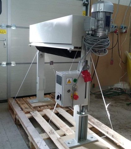 Industriële borstels  ibc-vat mengers  optioneel frequentie regel